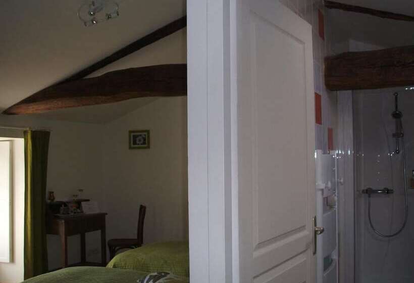 مبيت وإفطار Chambres D Hôtes La Charrière