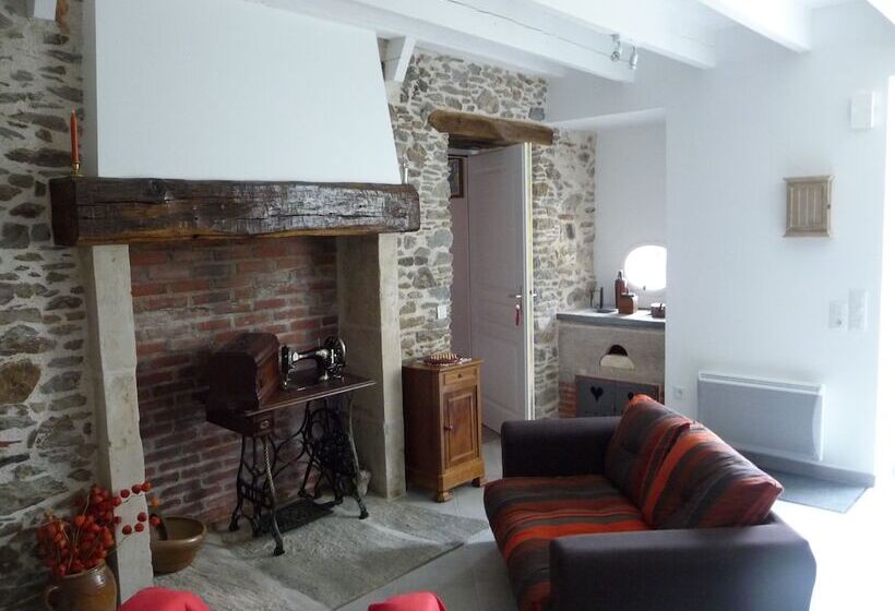 مبيت وإفطار Chambres D Hôtes La Charrière