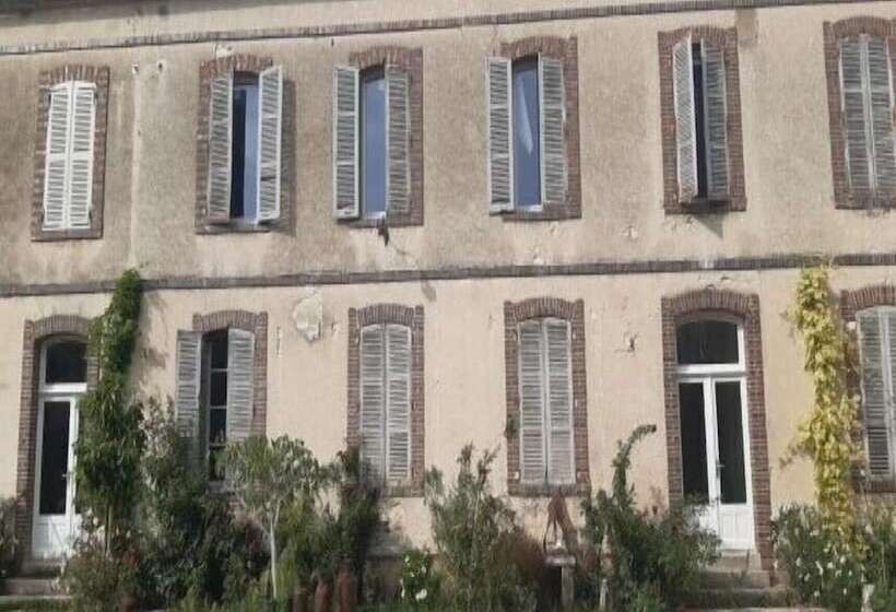 مبيت وإفطار Grand Corps De Ferme