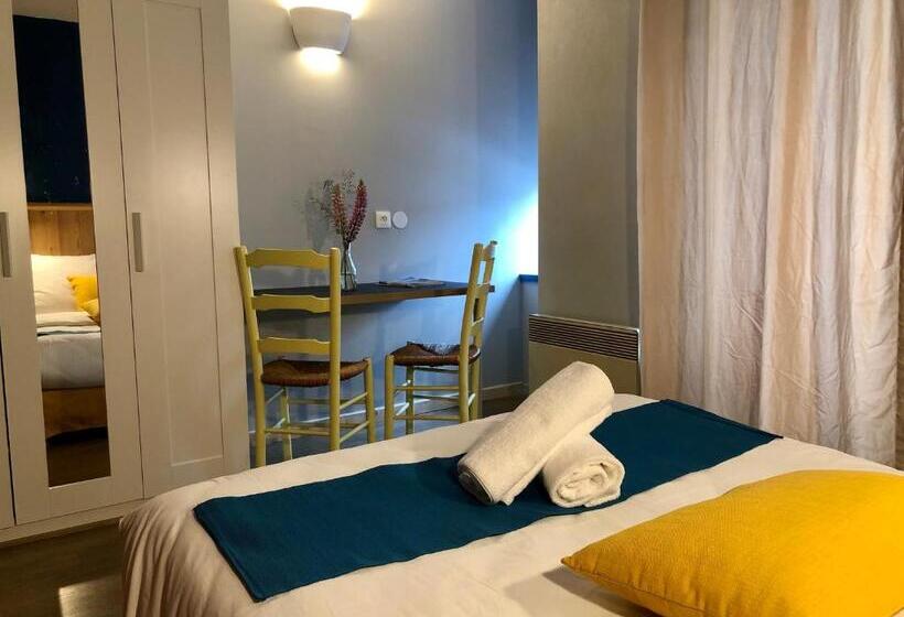 簡易ホテル Auberge Des Trois Rivières