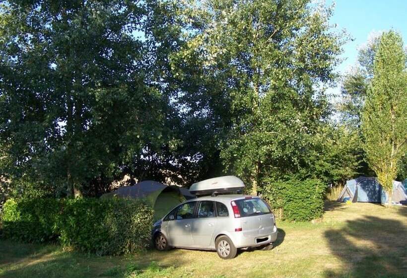 فندق Camping De Kernéjeune