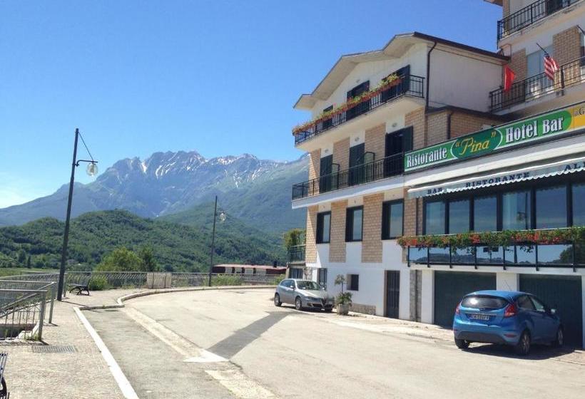 호텔 Pina Ristorante