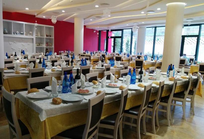 호텔 Pina Ristorante