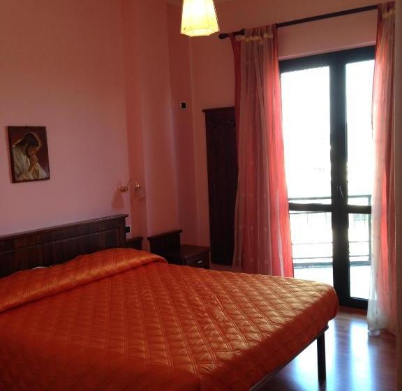 호텔 Pina Ristorante