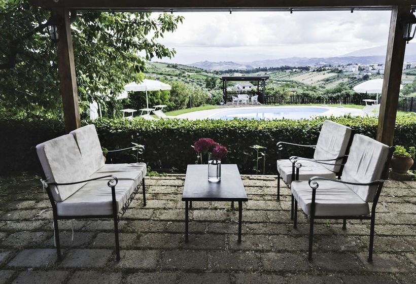 Сельский отель Agriturismo Villa Fiore