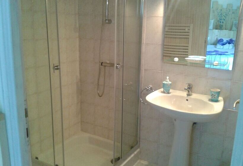 بنسيون Domaine L Albizia