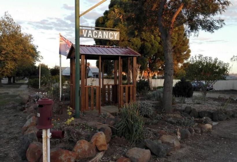 Clunes Motel