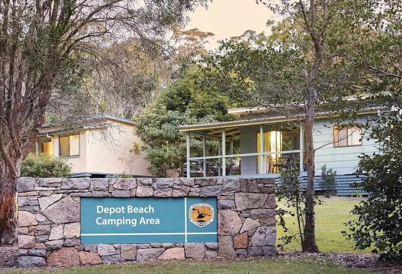 Depot Beach Cabins