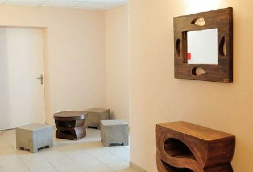 فندق فئة نجمة واحدة Le Relais Du Chatel