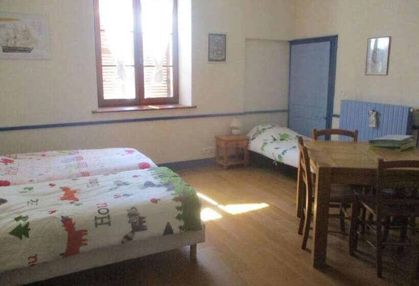 Пансион Chambres D Hôtes La Petite Résie