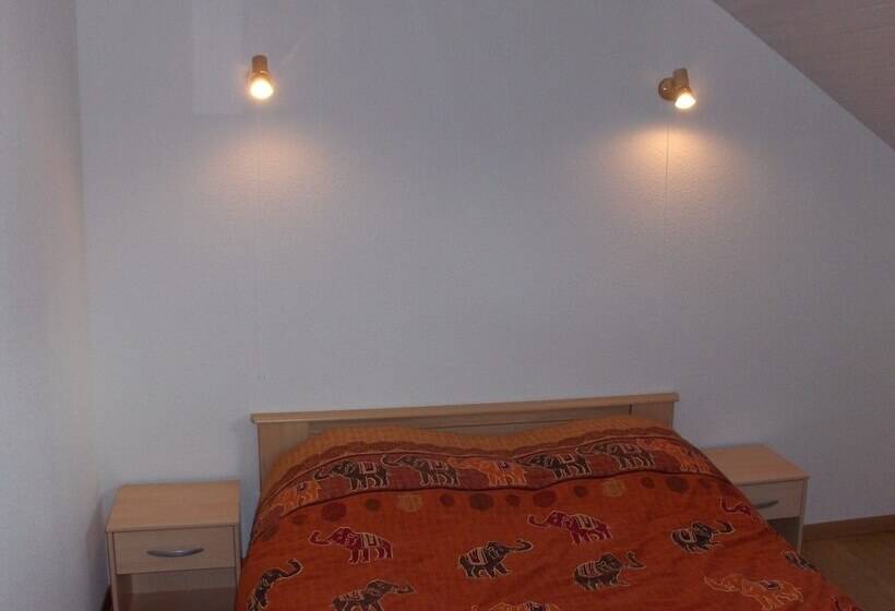 بنسيون Le Domaine Du Châtelet