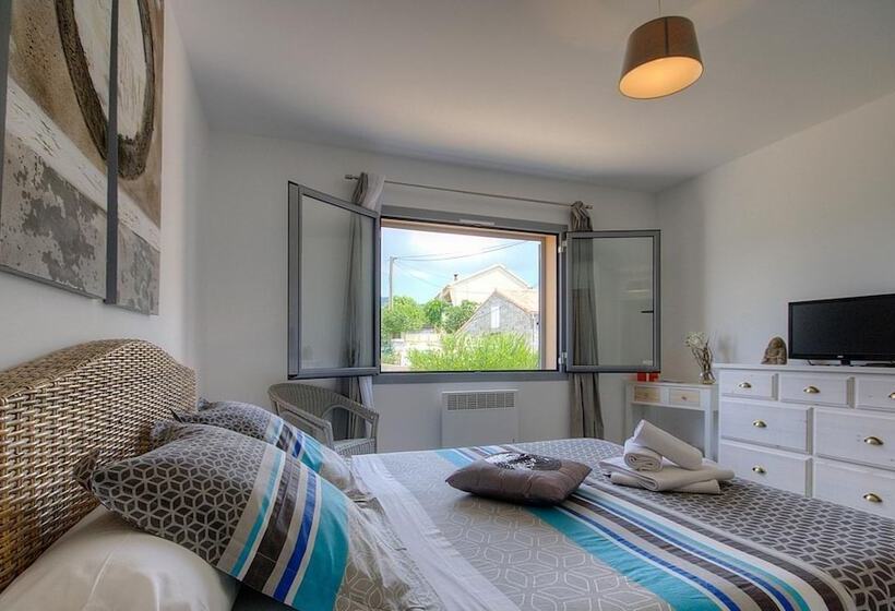 پانسیون Villa Cardellini