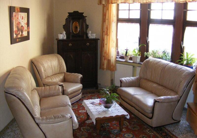 ペンション Zum Achten Himmel