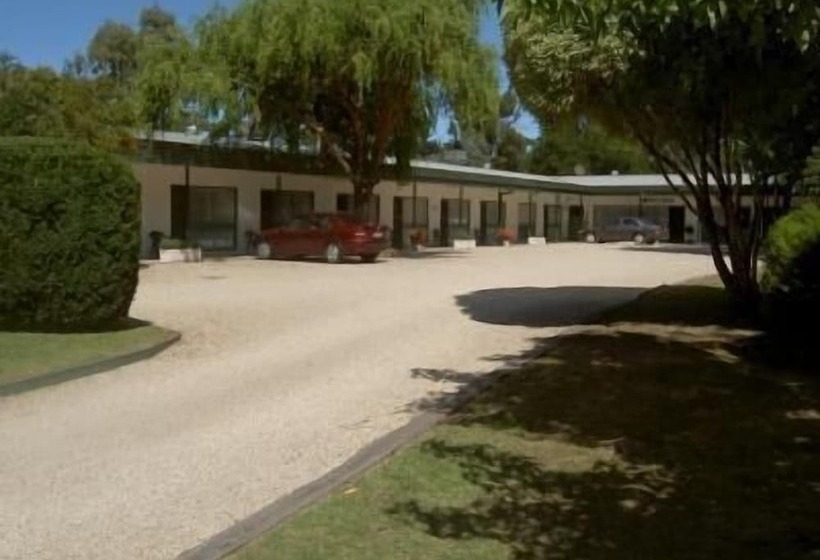 Yea Motel