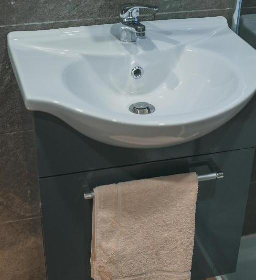 مبيت وإفطار Il Perale