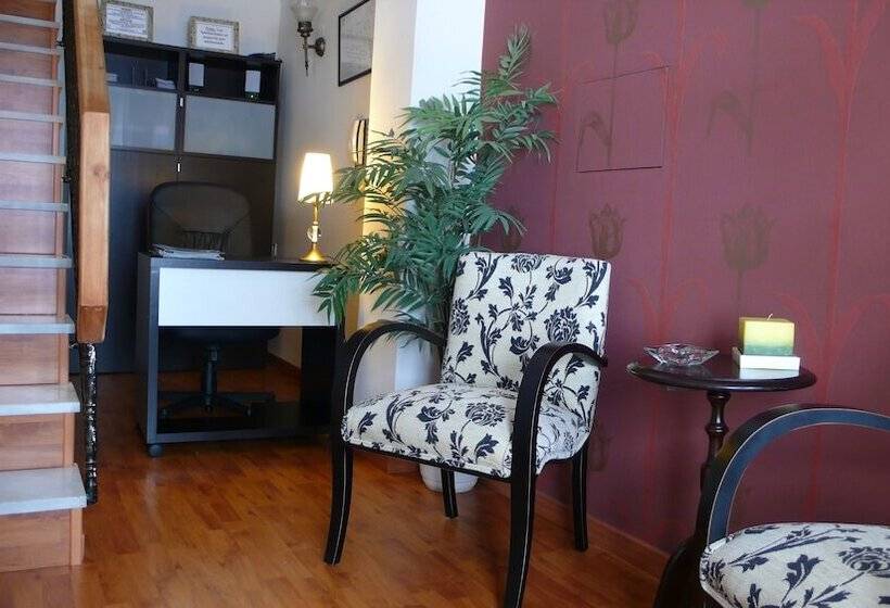 Hostal Cabrera