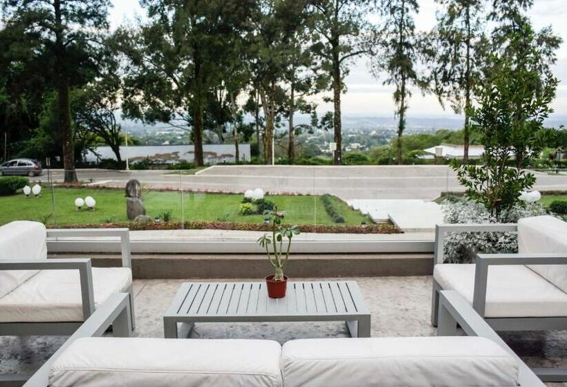 فندق Hosteria Atahualpa Yupanqui