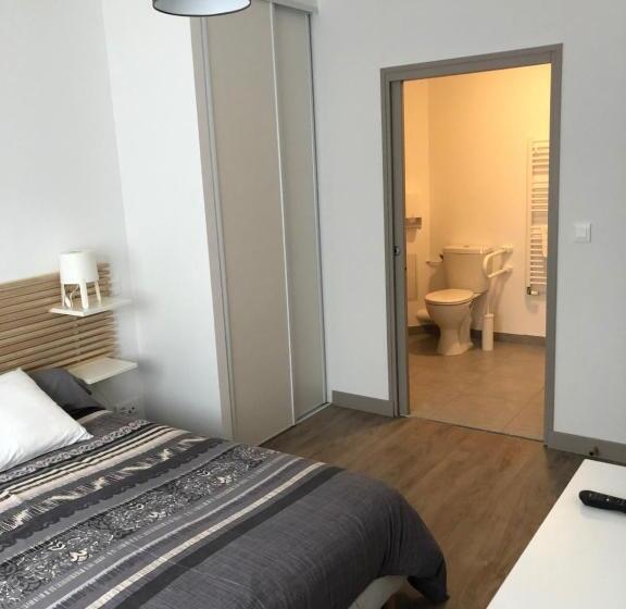 فندق Hôtel Du Port