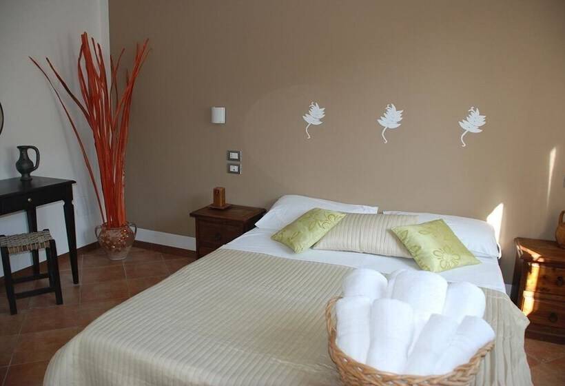 فندق ريفى Agriturismo Vecchia Monta