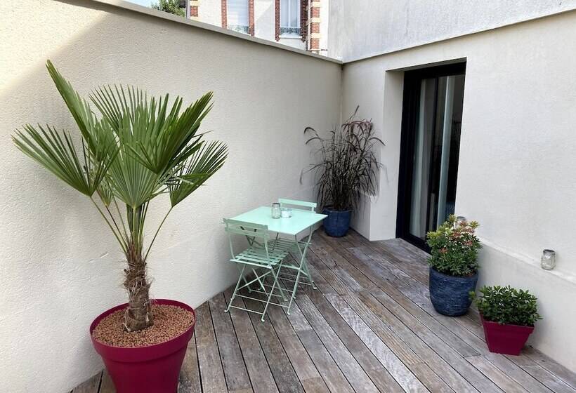 פנסיון Au 10 Bed & Breakfast