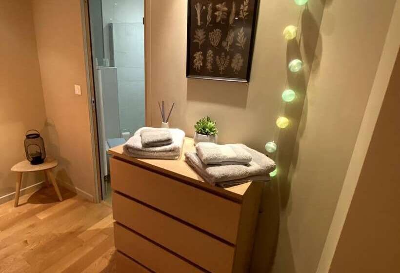 פנסיון Au 10 Bed & Breakfast