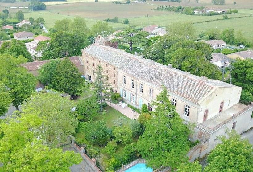 ペンション Chateau De Vallègue