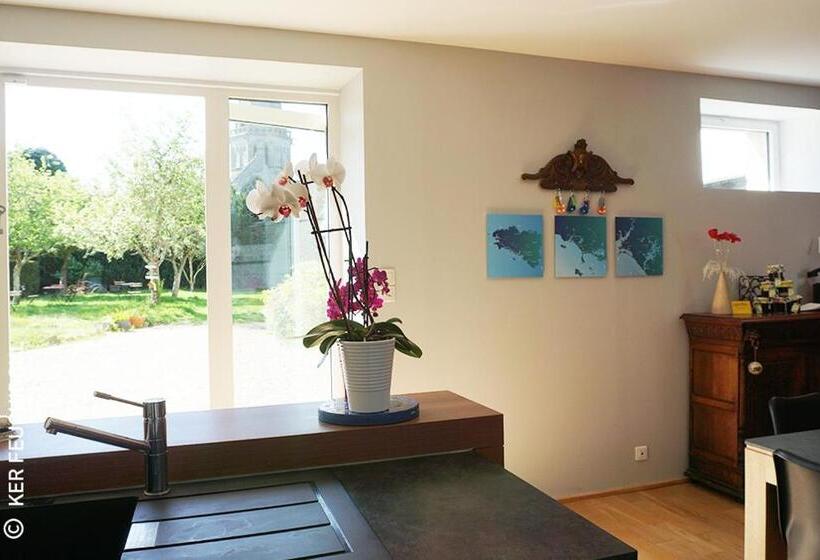 膳宿费 Ker Feuchidoul