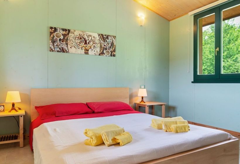 Captivating Cottage In San Ginesio With Swimming Pool