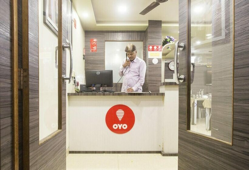 فندق Shri Niwas Executive