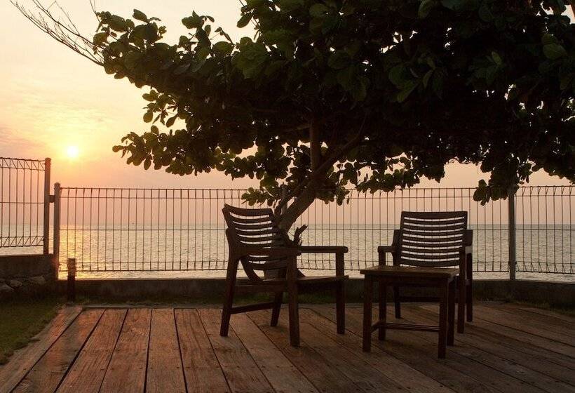 ホテル Tanjung Kodok Beach Resort