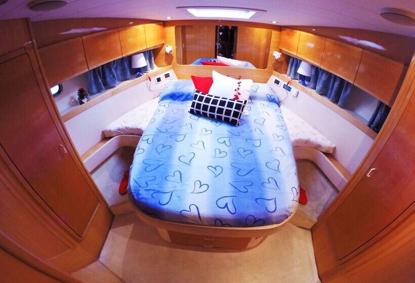 ホテル Yacht Suite Ischia Casamicciola