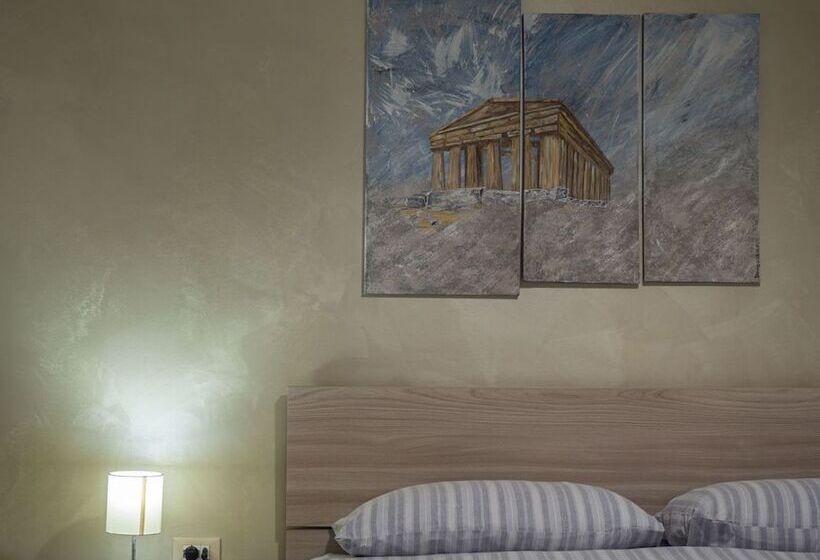 پانسیون Affittacamere Villa Paestum