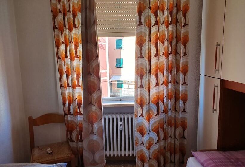 Sestri Mare & Beach Services Residence