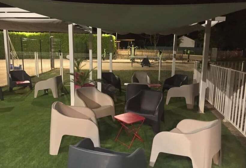 酒店 Camping Les Poutiroux   Mobilhome