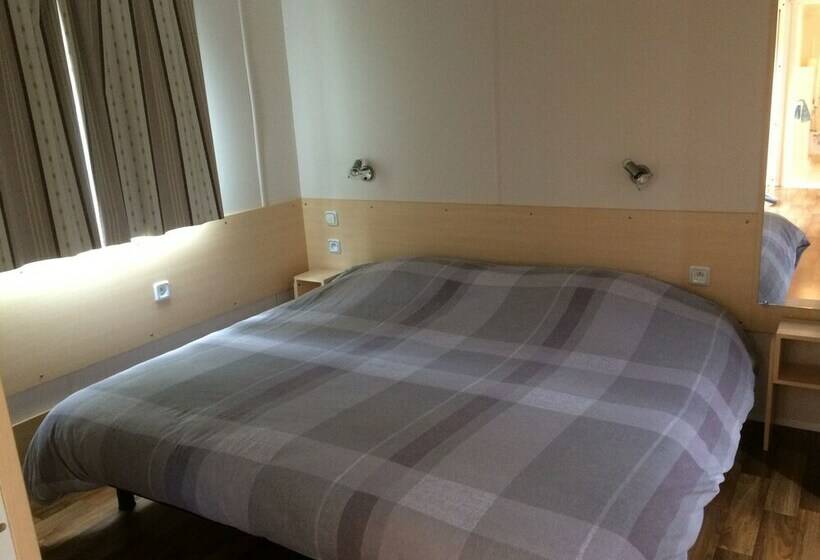 酒店 Camping Les Poutiroux   Mobilhome