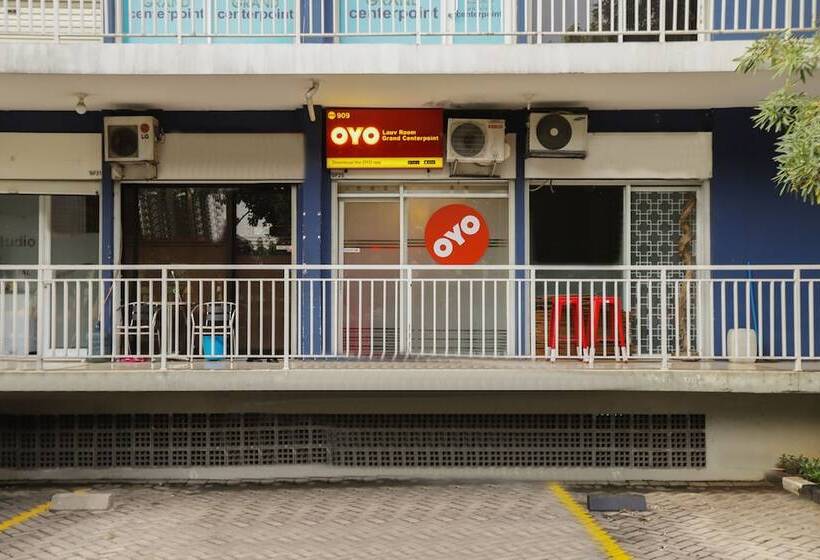 هتل Oyo 2103 Lauv Room 2 Grand Centerpoint