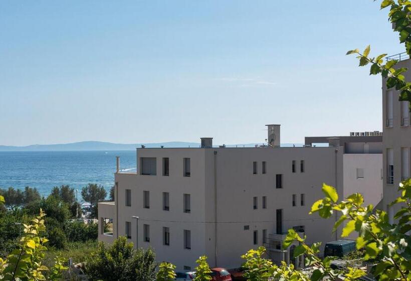 بنسيون Luxury Rooms Near The Beach1