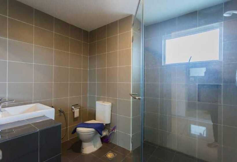 بنسيون Rail Suite Kk Near Kota Kinabalu Airport