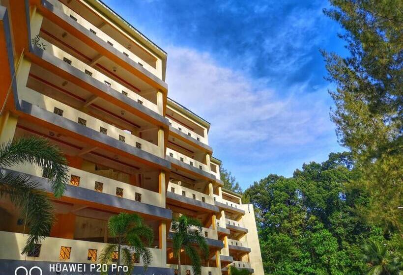 هتل Apartment Teluk Batik