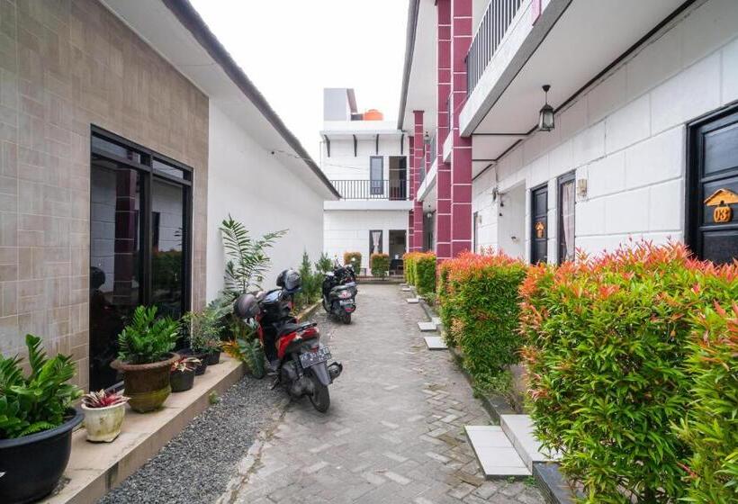 فندق Reddoorz @ Wisma Pangrango