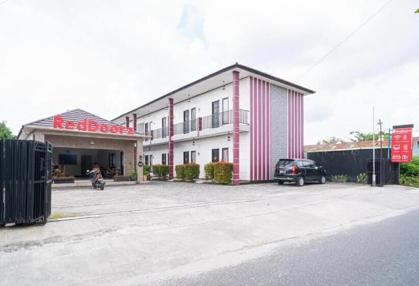 فندق Reddoorz @ Wisma Pangrango