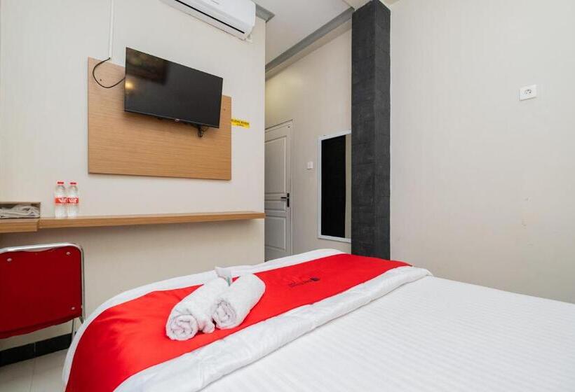 ホテル Reddoorz Near Kampung Inggris Pare