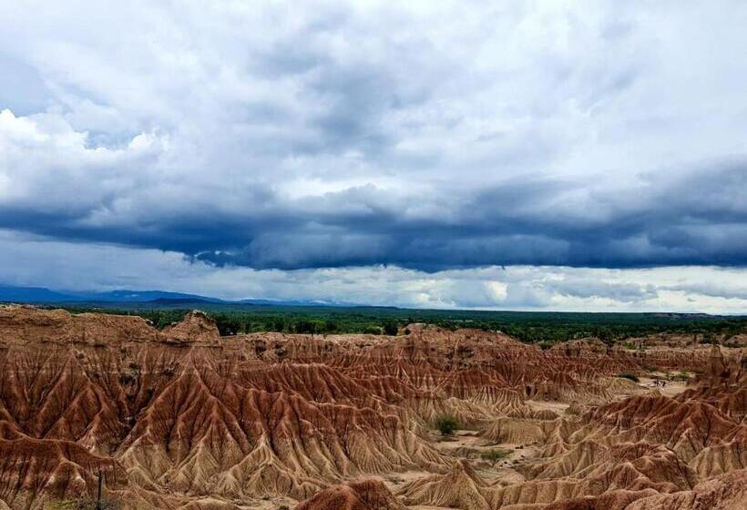 هتل Tatacoa Star Eco