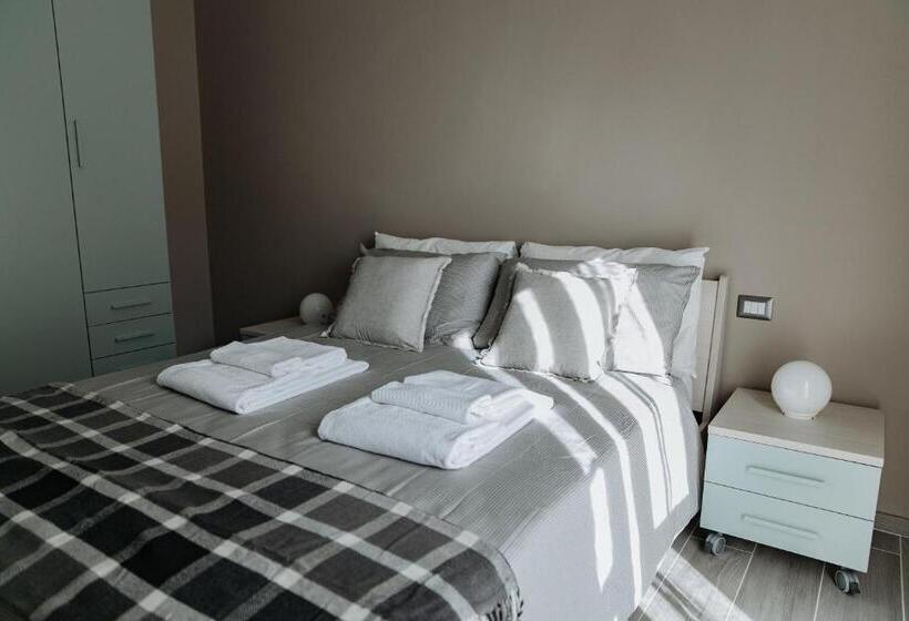 تختخواب و صبحانه Altrentatre