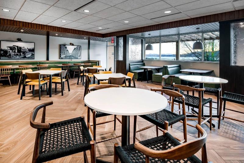فندق Fairfield Inn & Suites By Marriott Klamath Falls