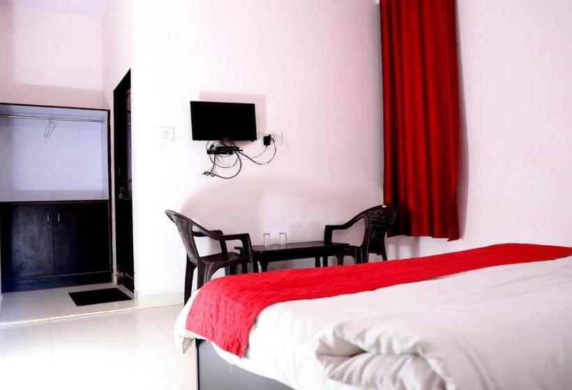 فندق The Forest View Resort