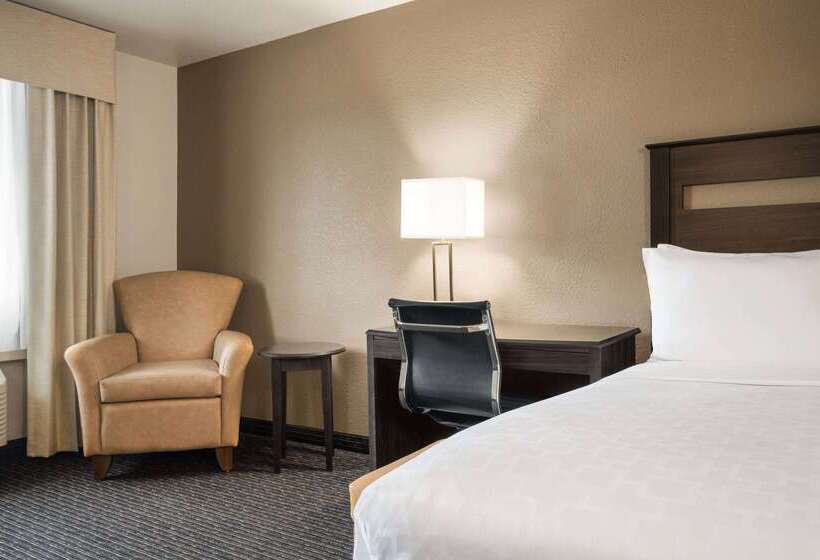 ホテル Baymont By Wyndham Hearne