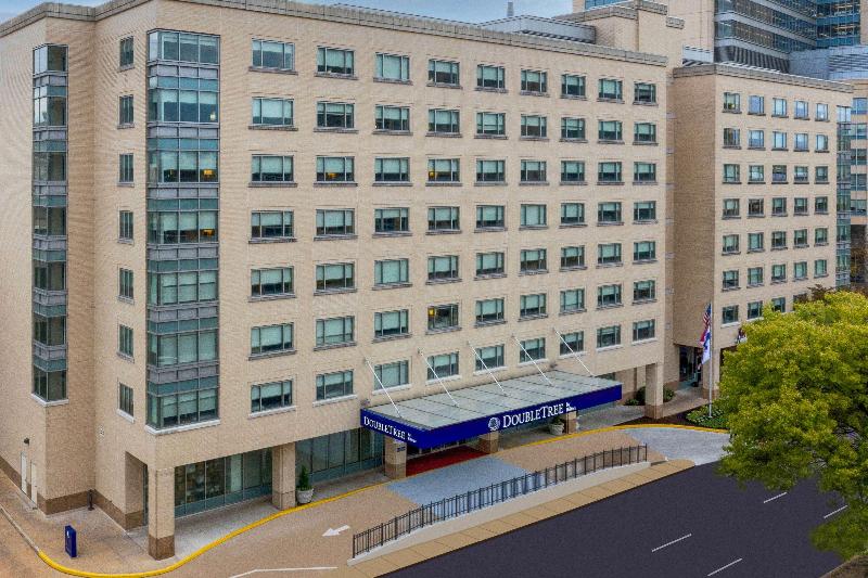 Отель Doubletree By Hilton St. Louis Forest Park