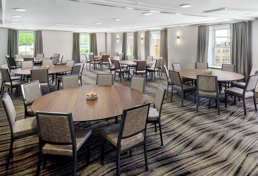 هتل Hilton Garden Inn Annapolis Downtown