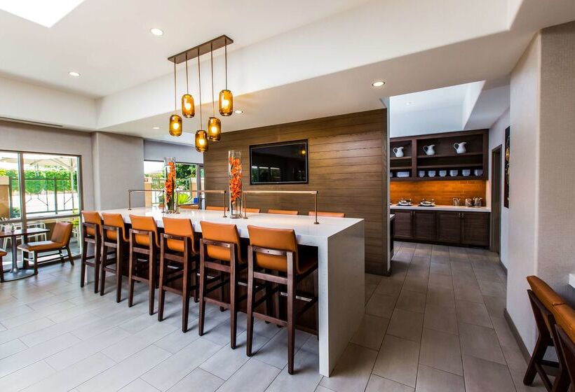 هتل Hyatt House Santa Clara